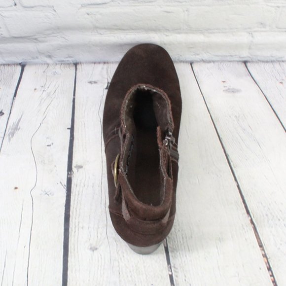 Clarks Brown Suede Braided Strap Side Zip Ankle Booties Size 9 M - Picture 6 of 9